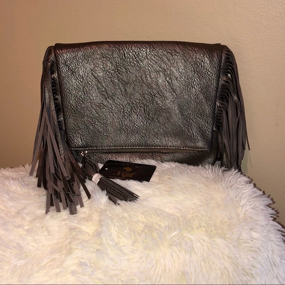 FINAL—Metallic Charcoal Fringe Fold Over Leather Clutch!! Vegan Leather & BNWT!! - Picture 4 of 11